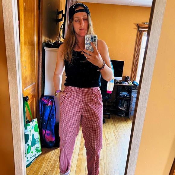 Meet Your Posher, Hayley! - Picture 1 of 1